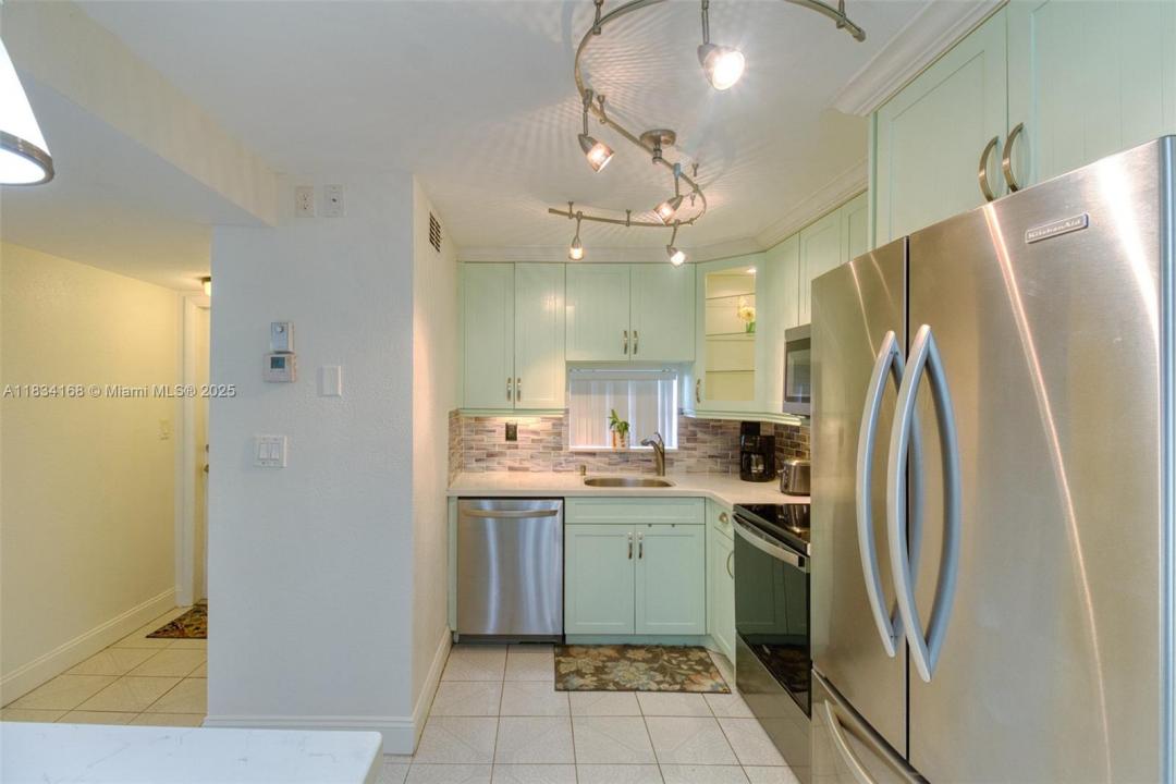 400 S Hollybrook Dr 109, Pembroke Pines, 佛罗里达州 33025, 美国
