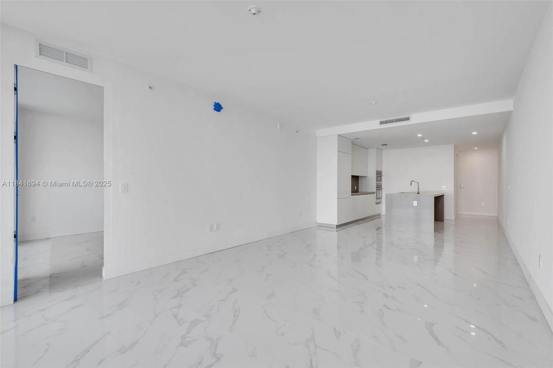 700 NE 24 ST 5005, Miami, Flórida 33137, Estados Unidos