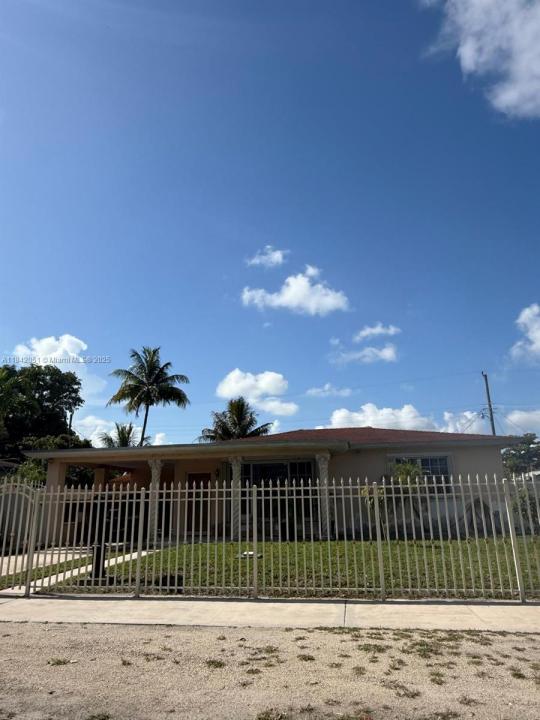 3435 NW 80TH ST, Miami, 佛罗里达州 33147, 美国