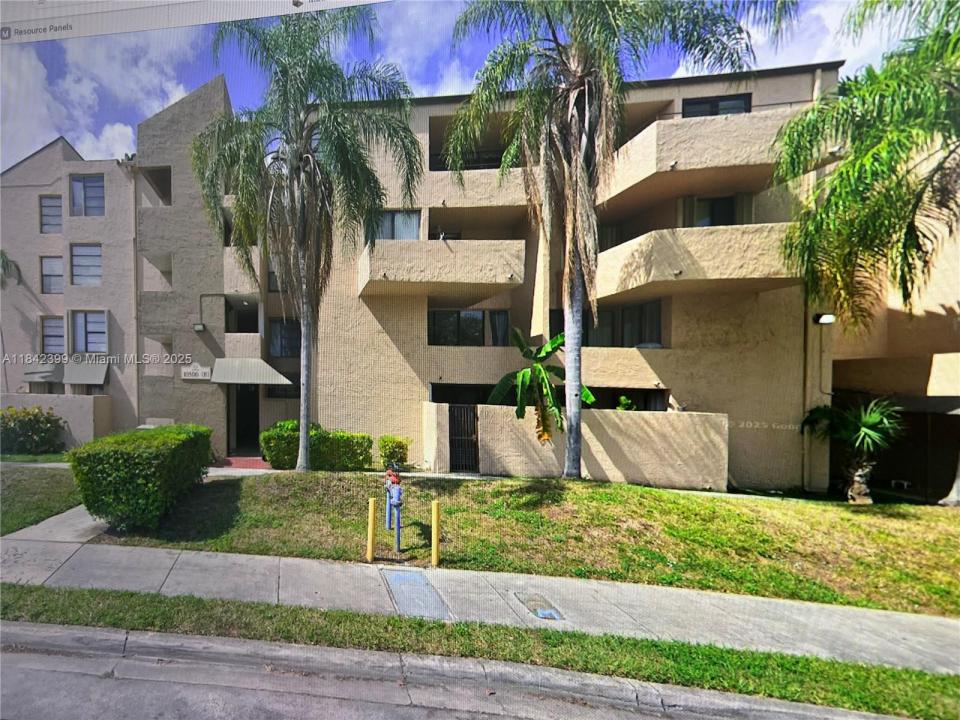 10500 SW 108th Ave B410, Miami, Florida 33176, Stati Uniti