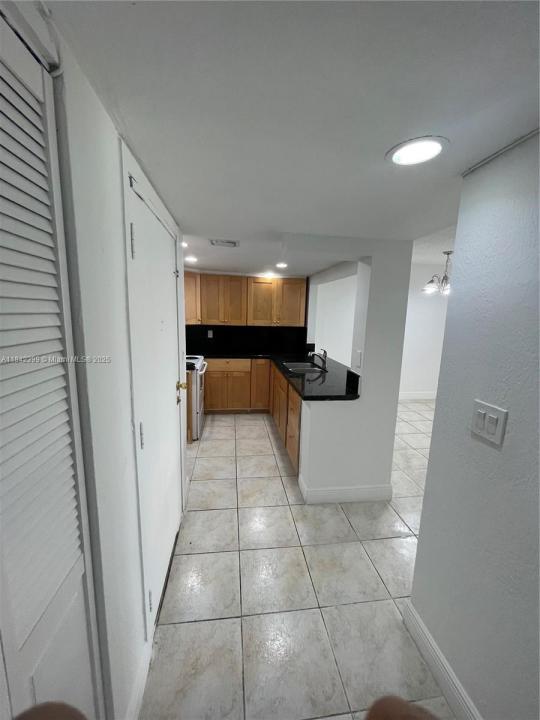 10500 SW 108th Ave B410, Miami, Florida 33176, Stati Uniti