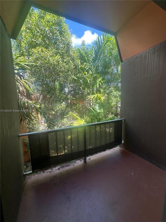 9487 SW 76th St M8, Miami, 佛羅里達州 33173, 美國