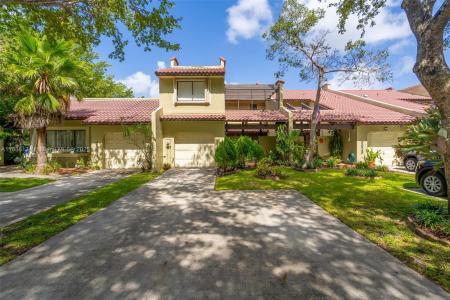 9931 Costa Del Sol Blvd F-107, Doral, Florida 33178, USA