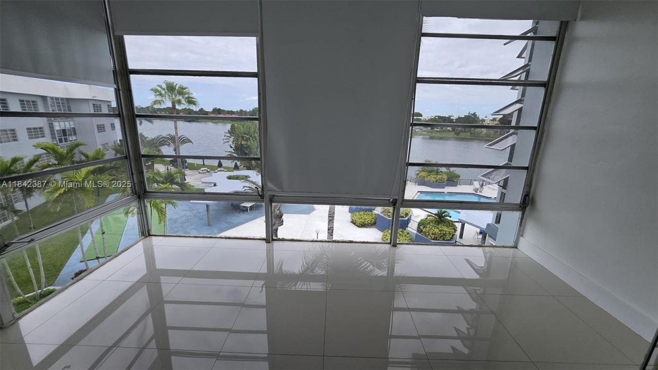 877 NE 195th St 417, Miami, Florida 33179