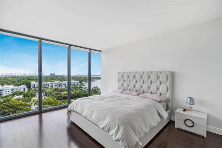 601 NE 36th St 1103, Miami, Florida 33137, USA