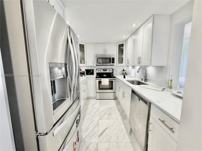 1400 Sheridan St 23J, Hollywood, Florida 33020, USA