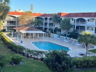 581 Blue Heron Dr 314-B, Hallandale Beach, Florida 33009, USA
