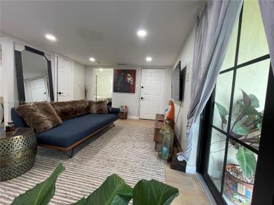 8525 Franjo Rd 2, Cutler Bay, Florida 33189, USA