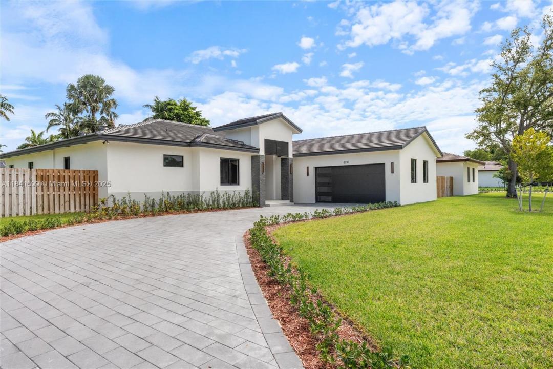8231 SW 193rd Terrace, Cutler Bay, 佛羅里達州 33157, 美國