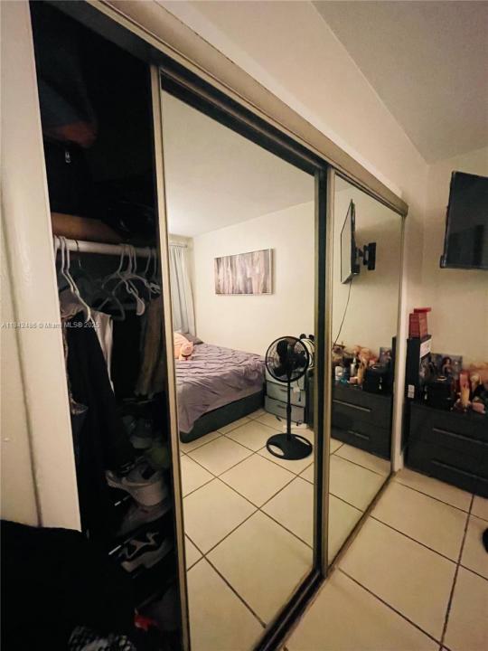 1420 Atlantic Shores Blvd 130, Hallandale Beach, Florida 33009