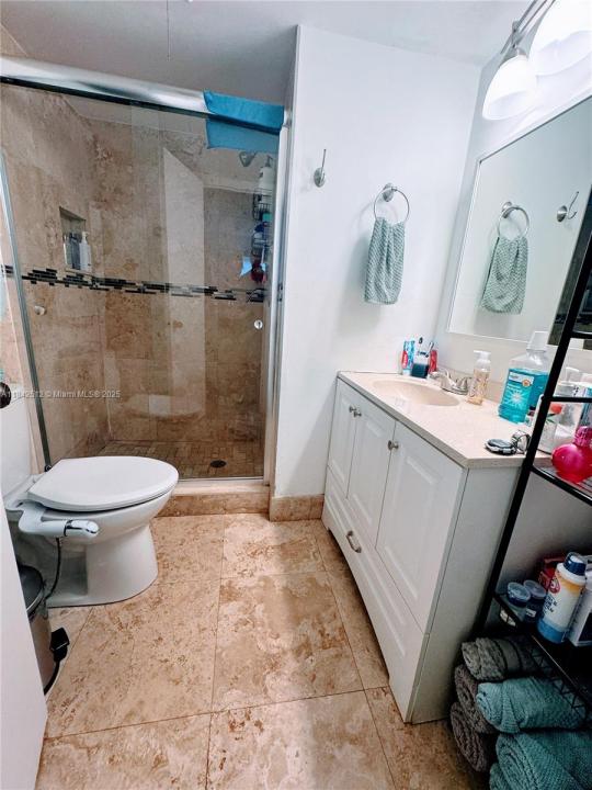 8500 Sunrise Lakes Blvd 104, Sunrise, Floryda 33322, USA