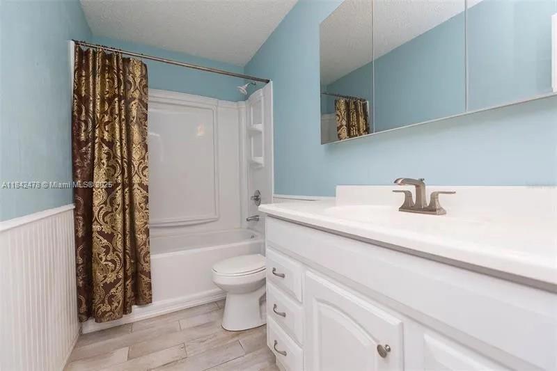39443 8th Ave, Zephyrhills, Florida 33542, Estados Unidos