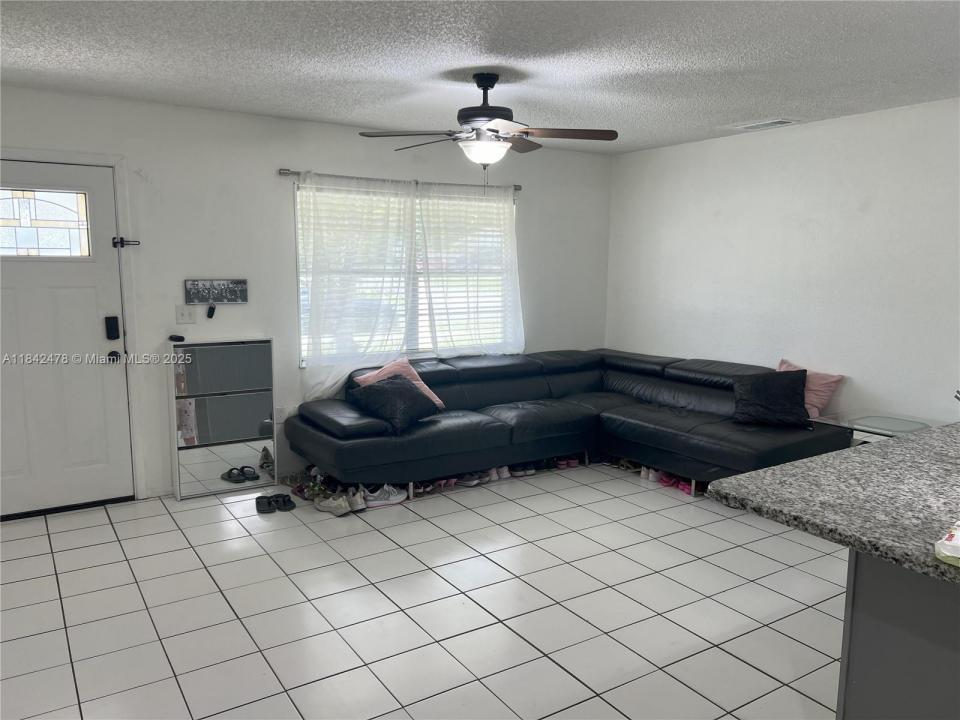 39443 8th Ave, Zephyrhills, Florida 33542, Estados Unidos