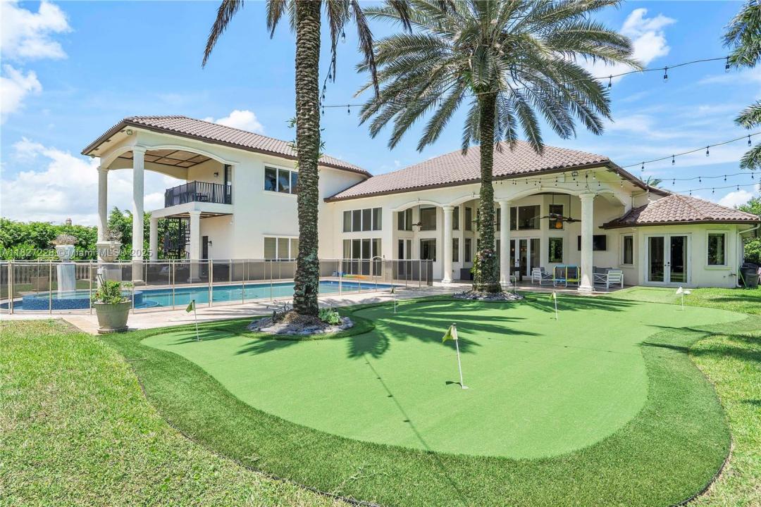 1203 NW 121st Ave, Plantation, Florida 33323