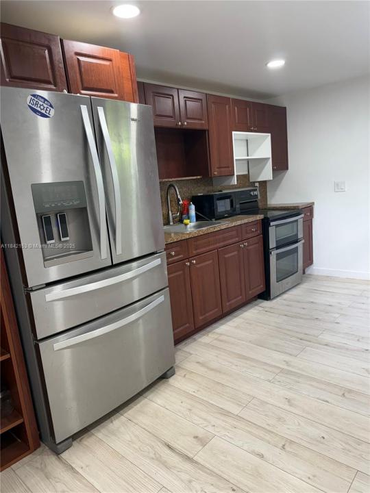 8101 SW 94th Ct 1, Miami, Florida 33173