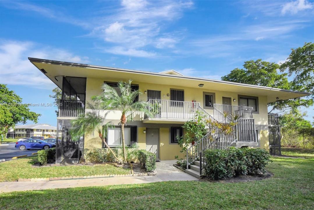 588 Trace Cir 211, Deerfield Beach, Florida 33441, Estados Unidos