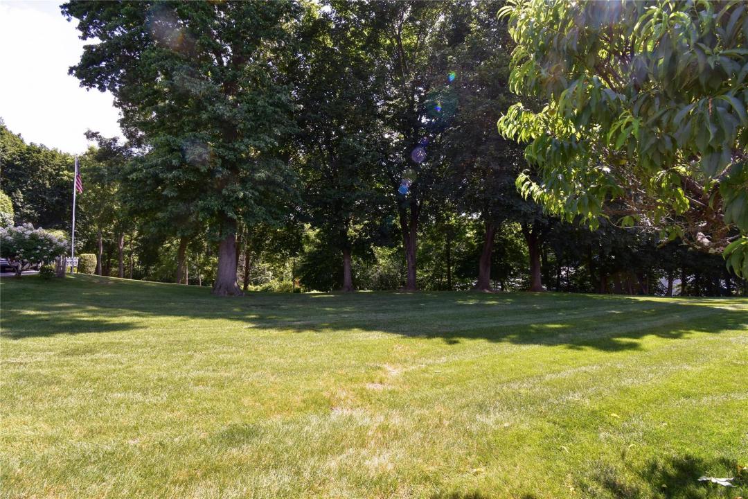 Stewart Avenue, Fishkill, Nowy Jork 12508, USA