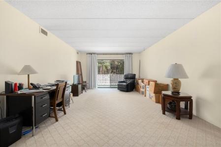143 Hoffman Avenue 205, Cranston, Rhode Island 02920