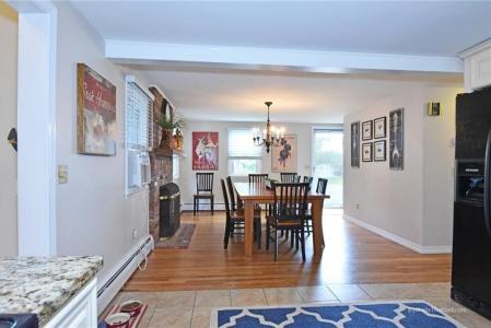 17 Melbourne Drive, Narragansett, Rhode Island 02882