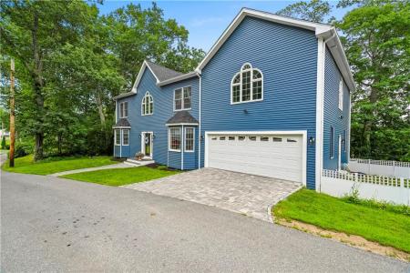 70 Shady Lane, Burrillville, RI 02859, USA