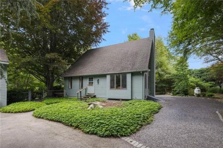 930 North Main Road, Jamestown, Rhode Island 02835
