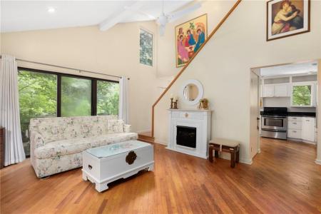 930 North Main Road, Jamestown, Rhode Island 02835