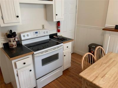 15 Simmons Street 2, Newport, Rhode Island 02840