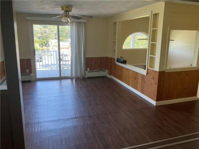 6 Pilgrim Avenue, Coventry, Rhode Island 02816, USA