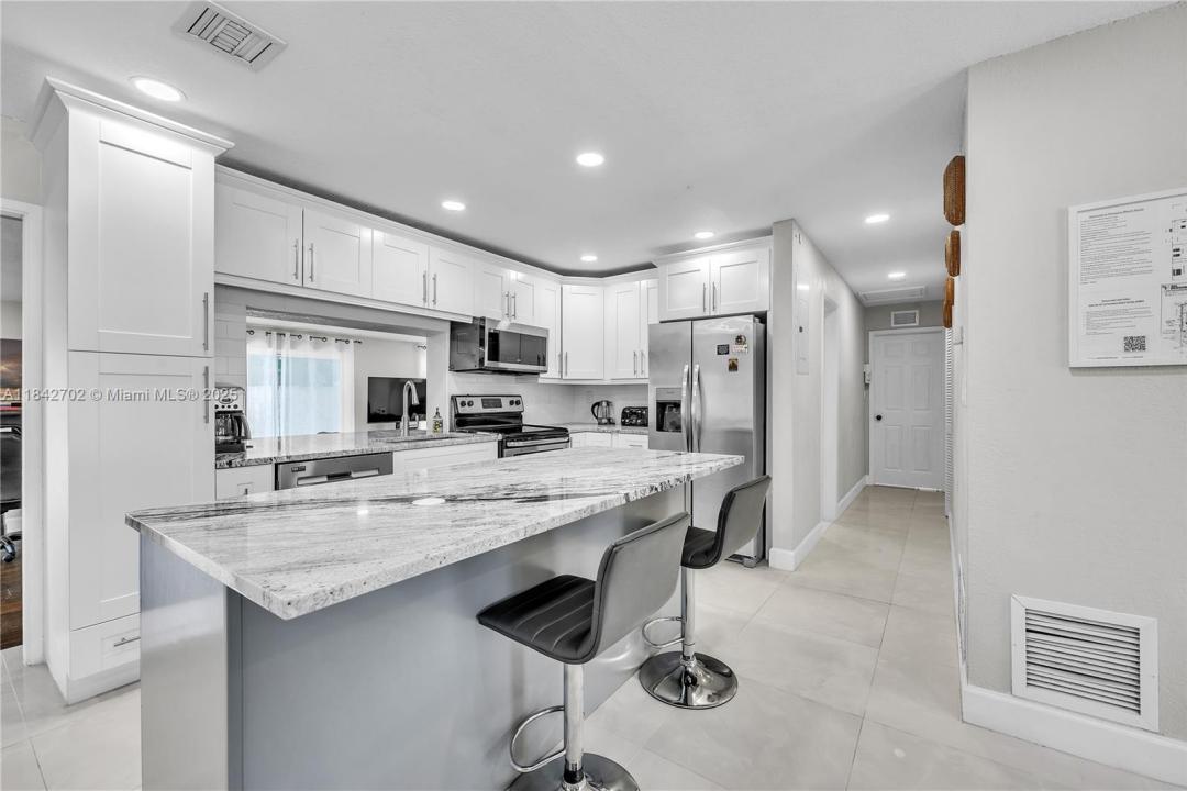 2631 NE 19th, Pompano Beach, 佛羅里達州 33062, 美國