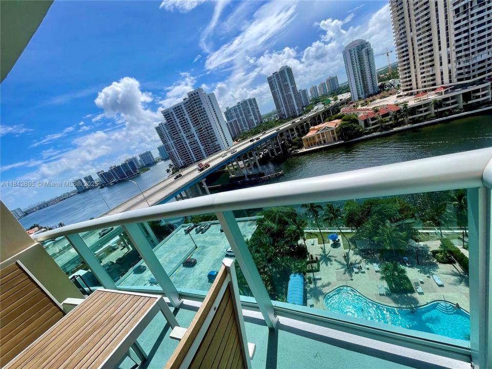 19390 Collins Ave 1405, Sunny Isles Beach, Flórida 33160, Estados Unidos