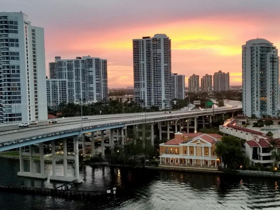 19390 Collins Ave 1405, Sunny Isles Beach, Flórida 33160, Estados Unidos