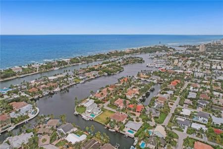 2821 NE 32nd Street, Lighthouse Point, Florida 33064