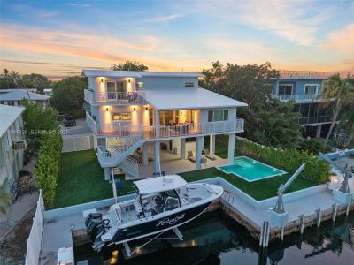 215 Wildwood Cir, Key Largo, Florida 33037, USA