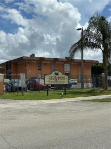 9487 SW 76th St M8, Miami, Florida 33173, USA