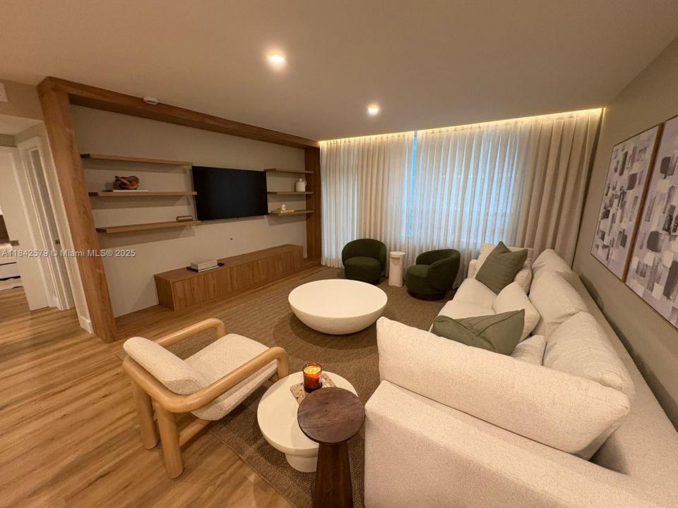 10185 NE Collins Ave 1220, Bal Harbour, Flórida 33154, Estados Unidos