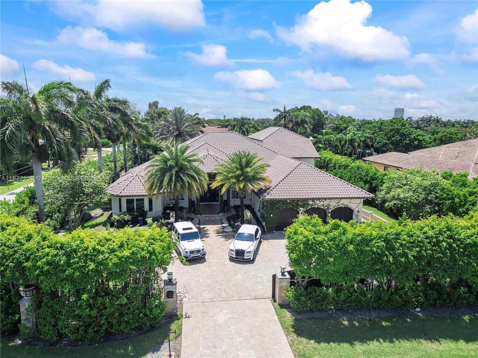 1203 NW 121st Ave, Plantation, Floride 33323, États-Unis