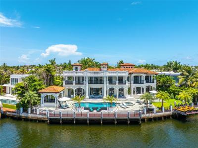 498 N Parkway Pkwy, Golden Beach, Florida 33160, USA