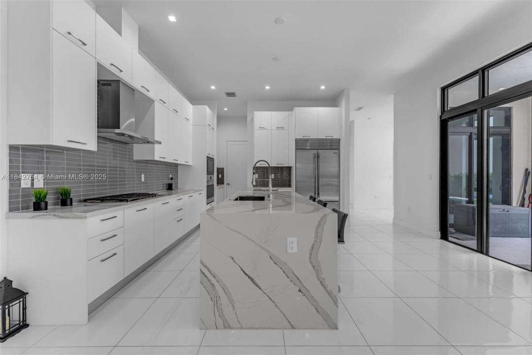 8109 NW 48th Ter, Doral, Floride 33166, États-Unis
