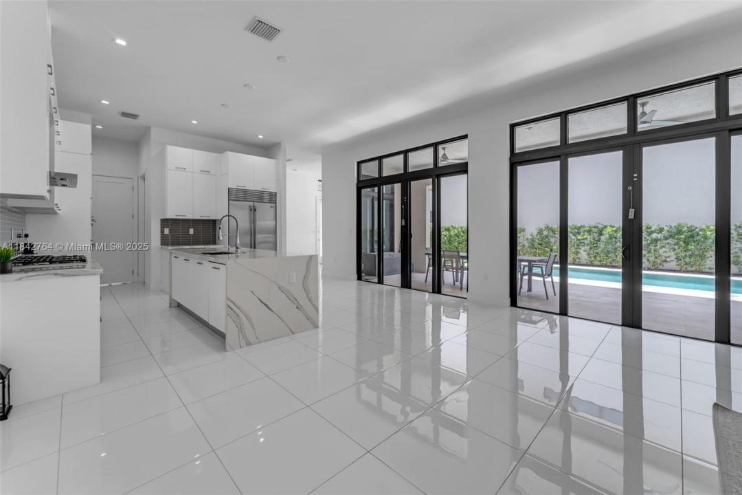 8109 NW 48th Ter, Doral, Floride 33166, États-Unis