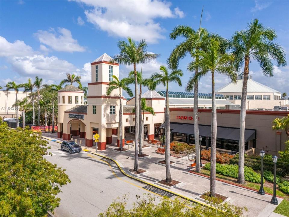 11401 Pines Blvd, Pembroke Pines, פלורידה 33026, ארצות הברית של אמריקה