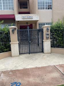 300 Madeira Ave 204, Coral Gables, Florida 33134, USA