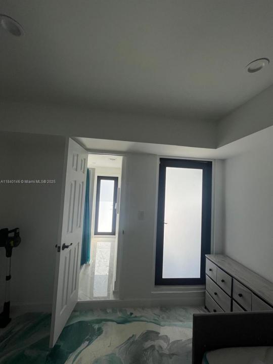 17615 NW 85th Ave 0, Hialeah, Florida 33015, Estados Unidos