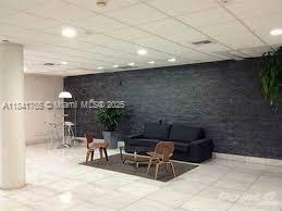 1035 West Ave 302, Miami Beach, פלורידה 33139, ארצות הברית של אמריקה 