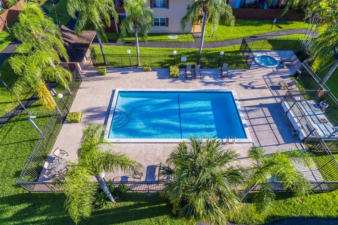 11209 SW 88th St 204B, Miami, 佛罗里达州 33176, 美国