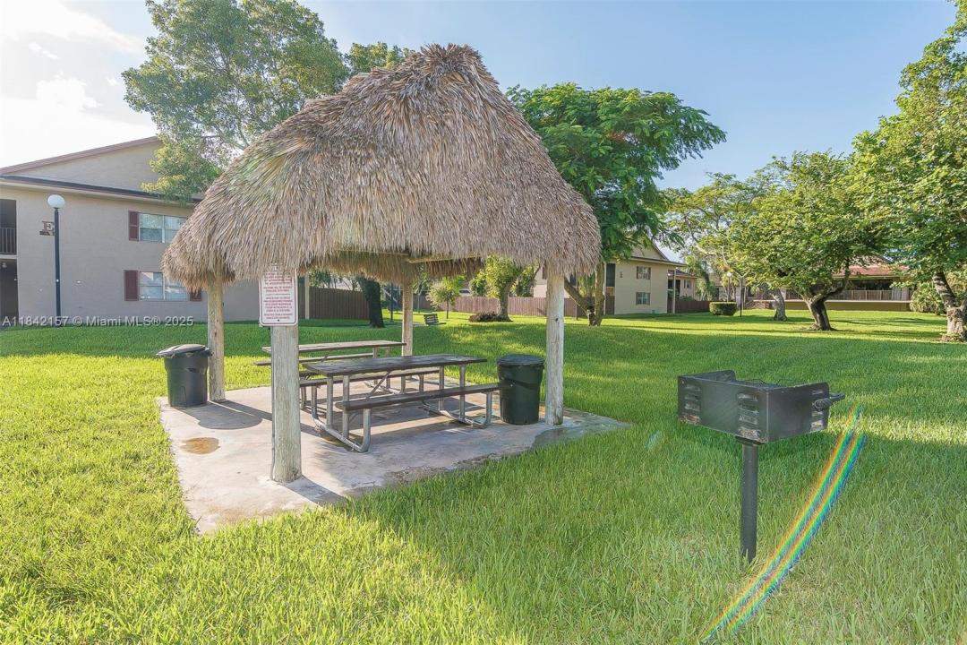 11209 SW 88th St 204B, Miami, 佛罗里达州 33176, 美国