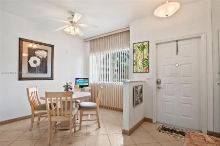 7623 Southampton Ter 204, Tamarac, Florida 33321, USA