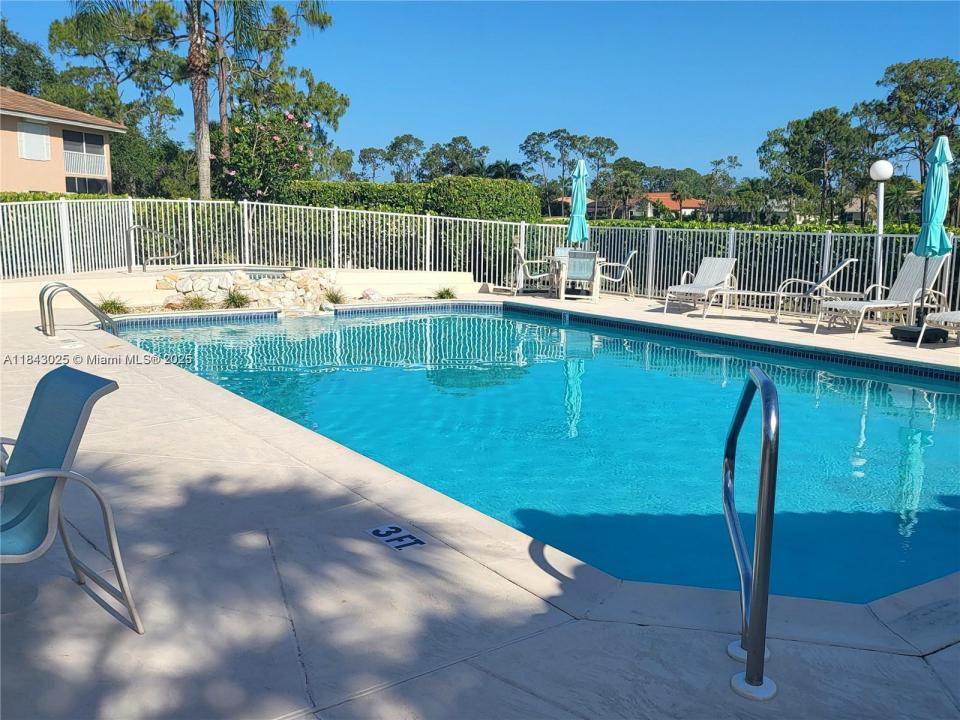 575 Augusta 8, Naples, Floride 34113, États-Unis