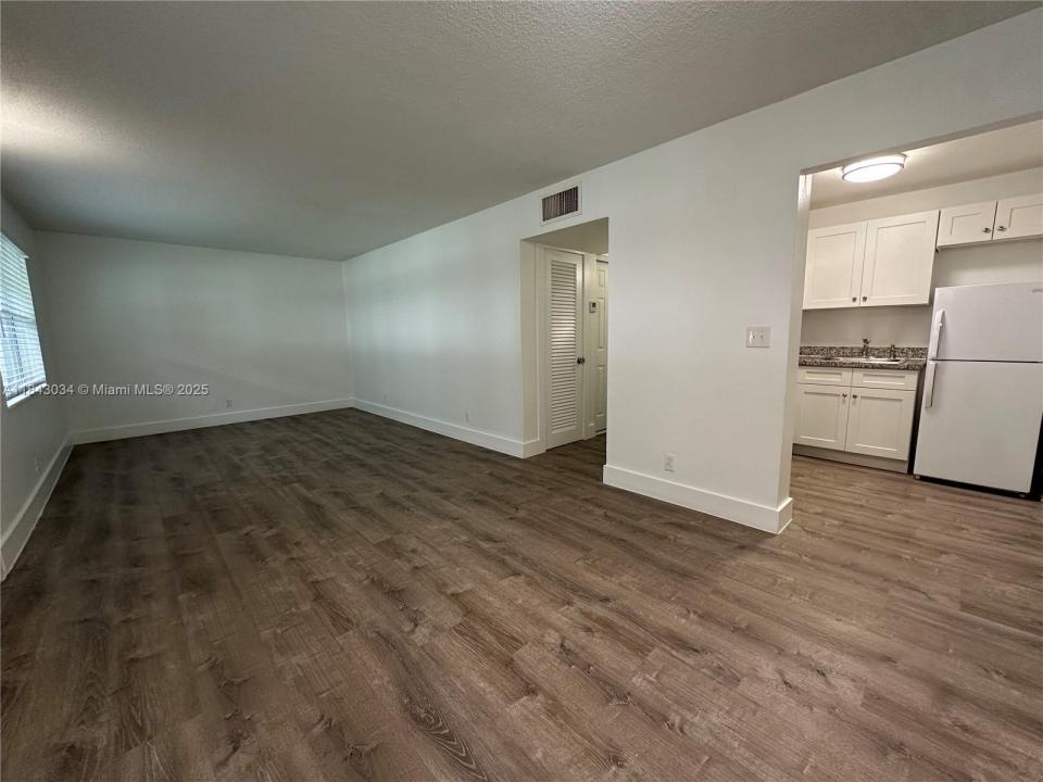 2500 Johnson St 8, Hollywood, フロリダ 33020, アメリカ合衆国