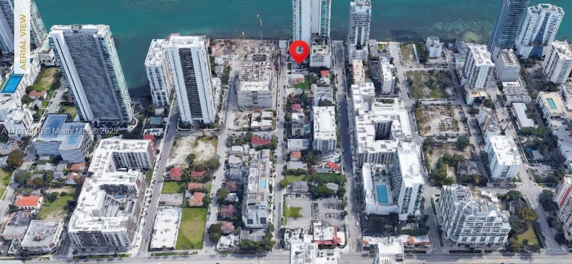 702 NE 26th St, Miami, Florida 33137