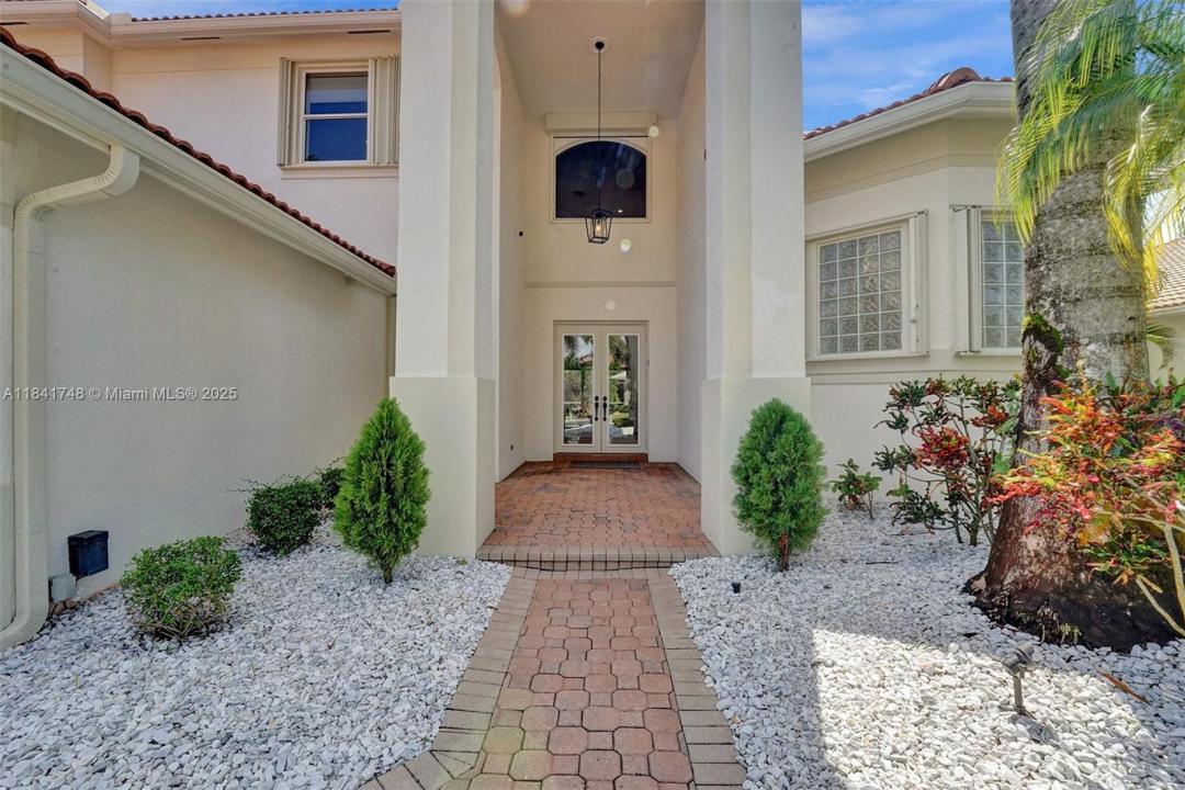 1727 Victoria Pointe Cir, Weston, פלורידה 33327, ארצות הברית של אמריקה 